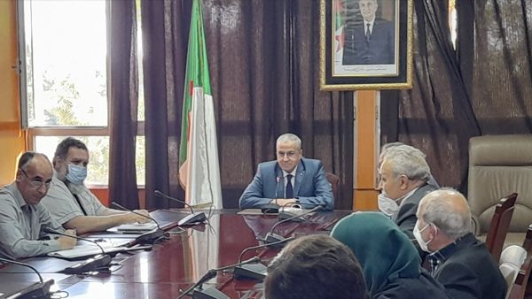 دعوة لعودة الكفاءات المهاجرة