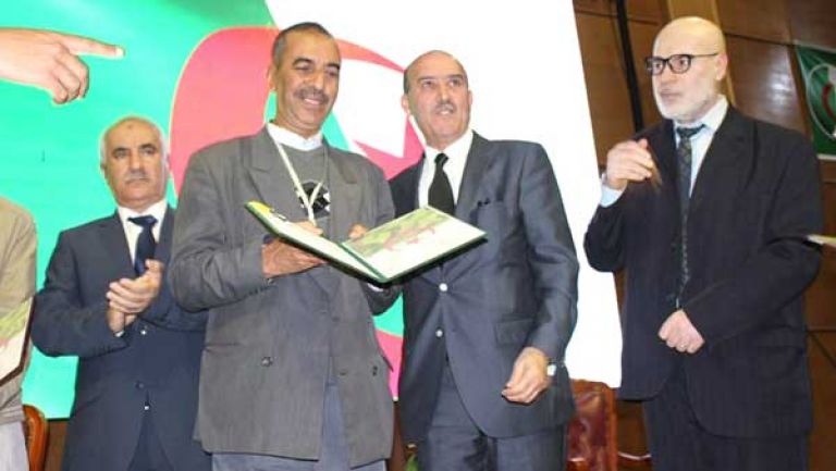 وزير السكن يؤكد تخصيص 98 مليار دج في 2020