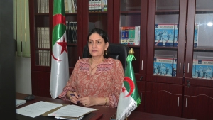 الجزائر حريصة على إشراك المرأة في صنع القرار