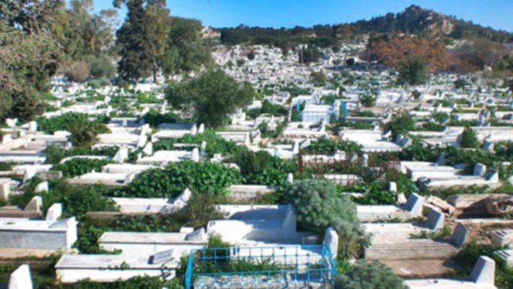 أزمة العقار تطال الأموات