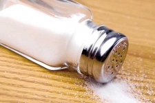 الملح يقاوم العدوى والميكروبات