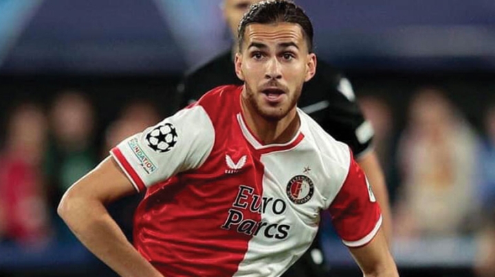 تفينتي الهولندي يصر على شراء عقد زروقي