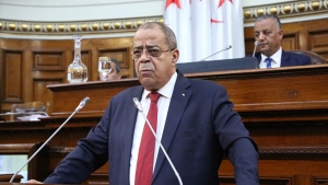 وزير الصناعة والإنتاج الصيدلاني، علي عون