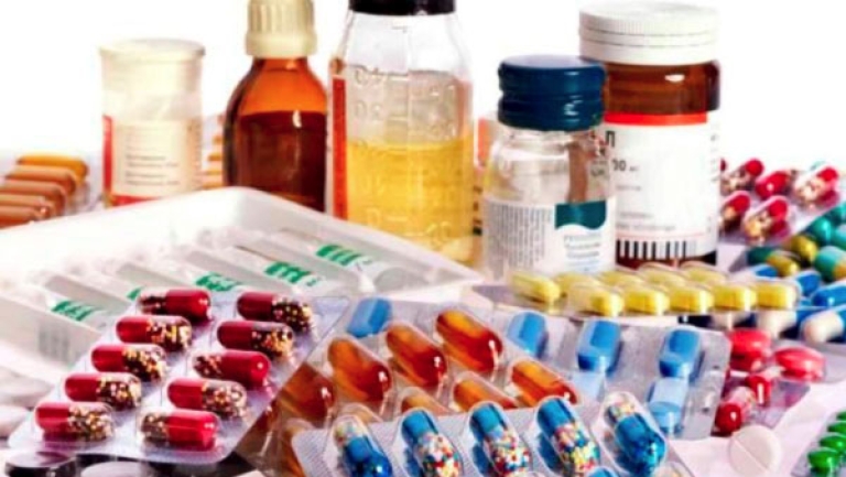 خبراء يحذّرون من خطر المضادات الحيوية