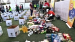 طرود غذائية للمعوزين ومواد تنظيف لمطاعم الرحمة