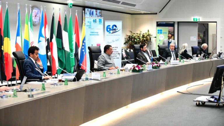 "أوبك+" تستأنف اجتماعها غدا للبت في الكميات الإضافية