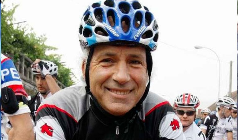 الدراج الدولي ألفارو بين بالجزائر