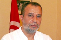 الأمة العربية تعيش حالة سريالية 