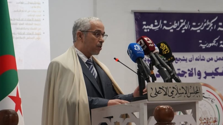 مدارس تعليم القرآن وقفت شامخة للحفاظ على الهوية الوطنية