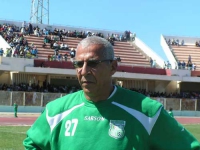 بن شاذلي يطالب لاعبيه بتعويض الخسارة مع الساورة