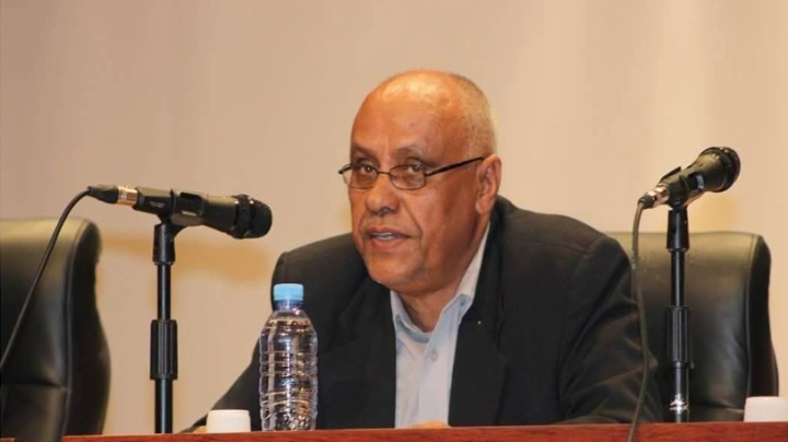 سيرة رجل وذاكرة في مقاومة النسيان