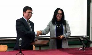 التوقيع على اتفاقية تعاون بين المعهد العربي للترجمة وجامعة شنغاي