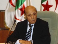  ولد خليفة يشدد على الاستثمار في العقول �