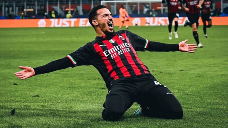 "الكاف" تشيد باللاعب إسماعيل بن ناصر