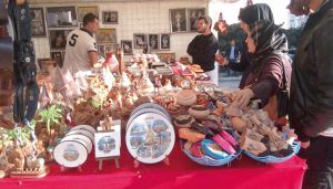 غياب أسواق قارة يزيد هموم الحرفيين