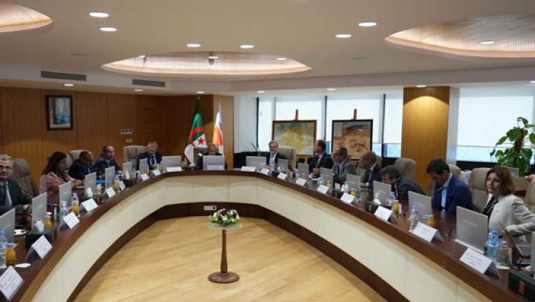دراسات لنقل الهيدروجين من الجزائر إلى أوروبا