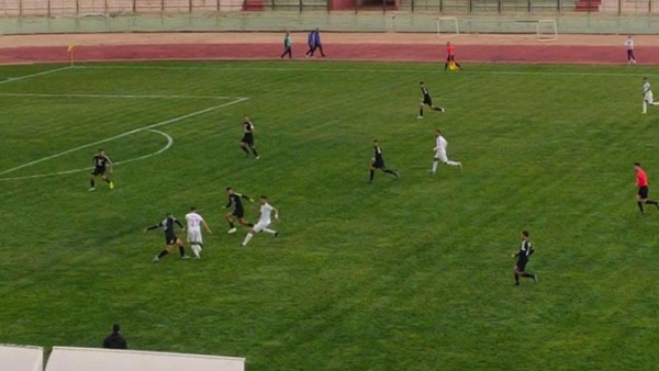 نقطة ثمينة وعقوبة بن زحزوح تصنع الحدث