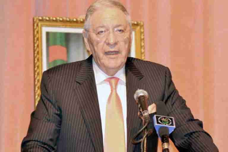 ولد عباس: لم نخضع لأية ضغوط ولم نستعمل المال