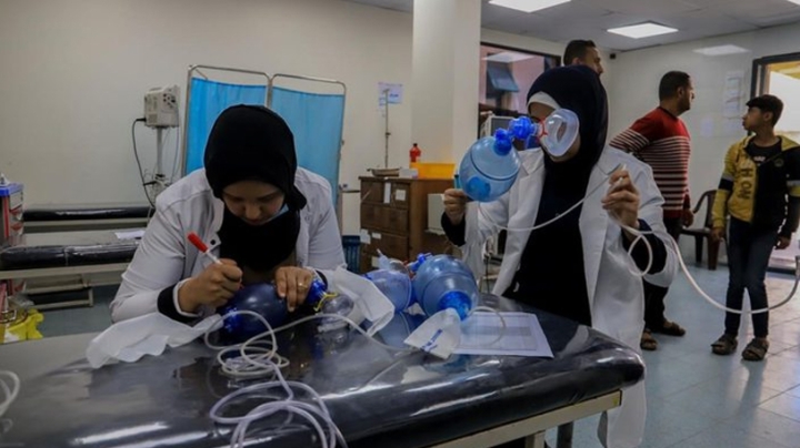 تحذيرات من نفاد الأكسجين في مستشفيات غزّة