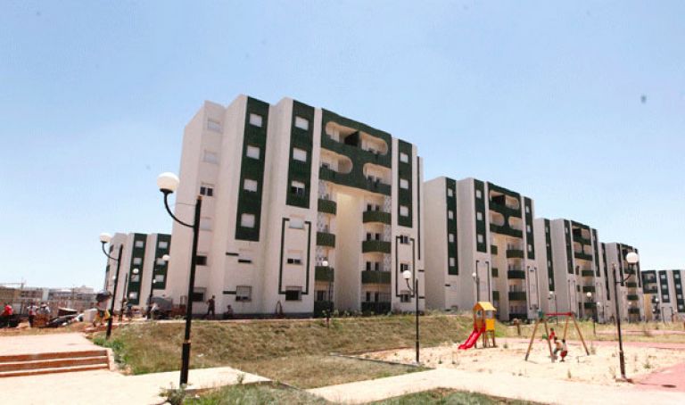 نفاذ الجيوب العقارية يرهن السكن الريفي - المساء