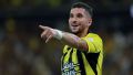 للاعب الجزائري حسام عوار
