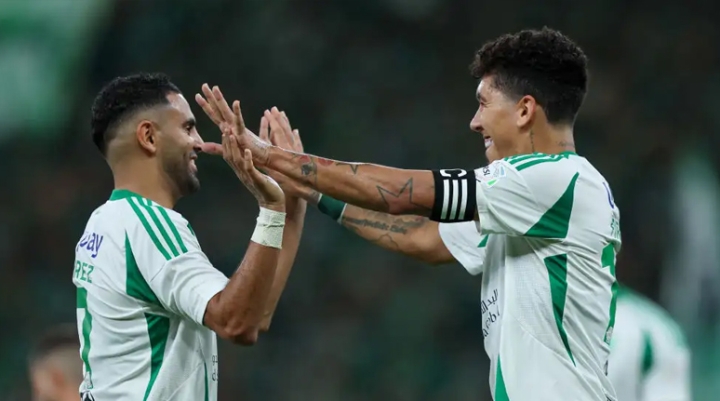 فيرمينيو: رياض محرز لاعب من الطراز العالمي