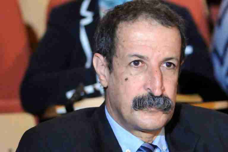 وزير الاتصال يتفقد استيديوهات التسجيل للإذاعة والتلفزة