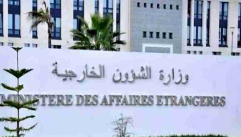 الجزائر تؤكد دعمها للوحدة في العراق وإسبانيا