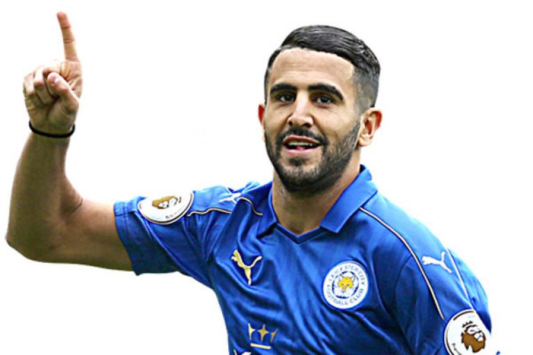 محرز في مفكرة نادي روما الإيطالي