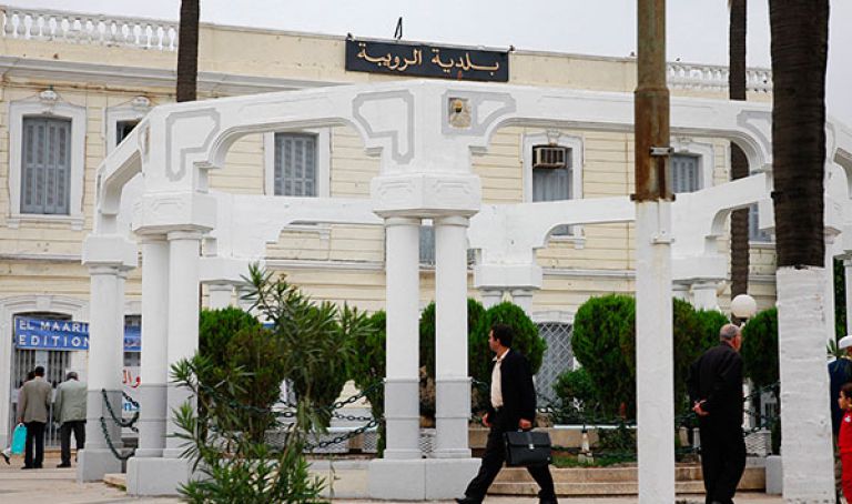 حوش الرمل بحاجة إلى قنوات الصرف