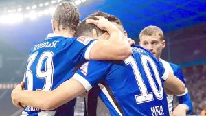 الدولي الجزائري إبراهيم مازة