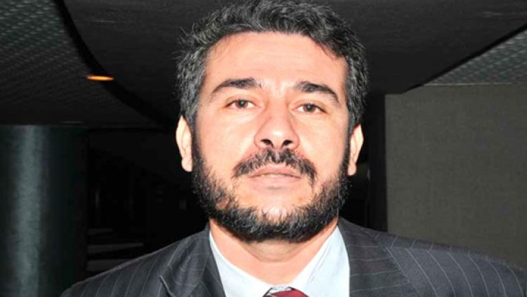 الإخلاص في العمل للدفاع عن مصالح الوطن