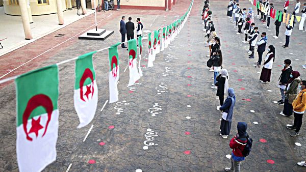 نقابات تطالب بتأجيل الدخول المدرسي