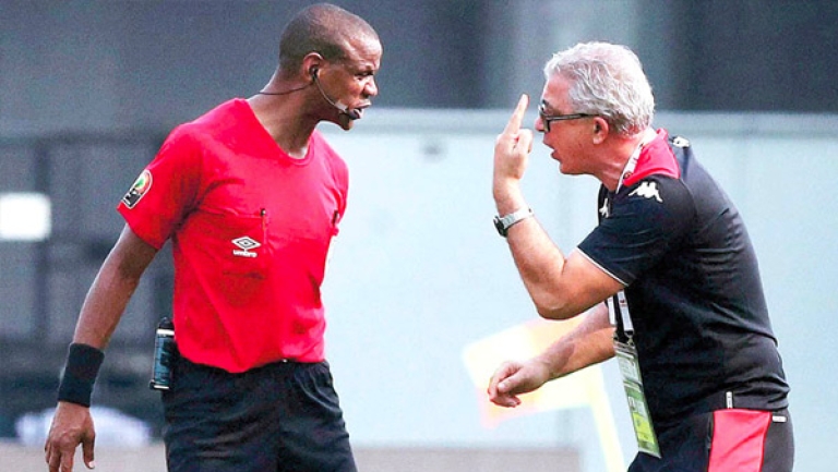 الصحافة التونسية تتهجم على الحكم الزامبي سيكازوي