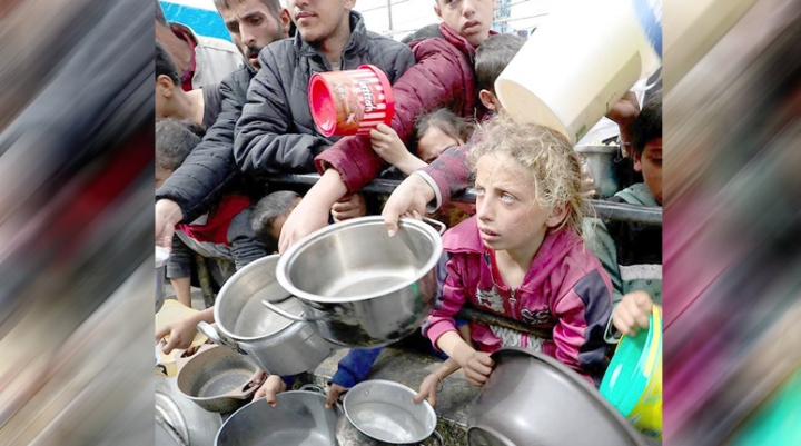 استشهاد 28 طفلا يوميا جراء القصف والتجويع في غزة