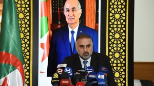 سفير فلسطين بالجزائر فايز أبو عيطة