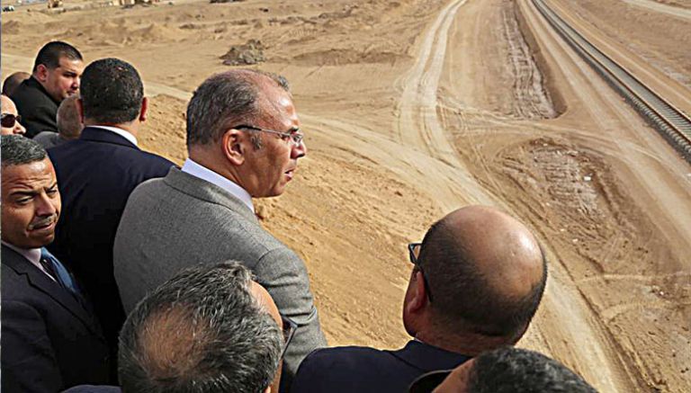 78 جسرا وممرا تهدد حياة المسافرين عبر القطارات