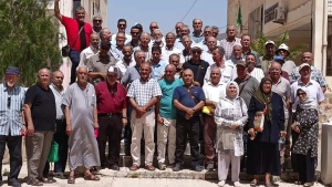 قدماء طلبة إكمالية &quot;بن باديس&quot; بباتنة يلتقون
