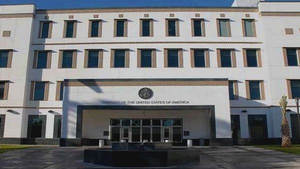 الانجليزية تطرق باب الأساتذة