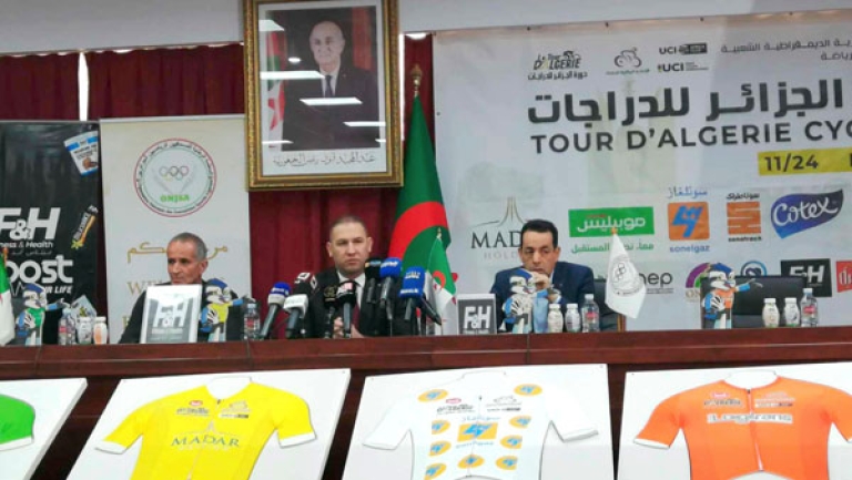 دراجون من أربع قارات حاضرون في "طواف الجزائر"