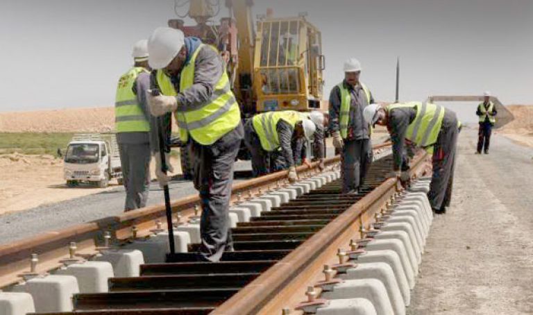 المطالبة بإعادة تأهيل خط السكة الحديدية
