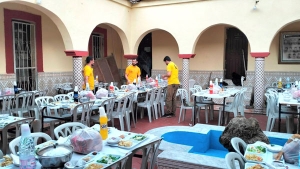 قاعة لإطعام الصائمين بمسجد عبد الحميد ابن باديس