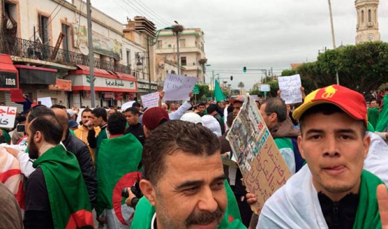 مسيرات من أجل التغيير الجذري