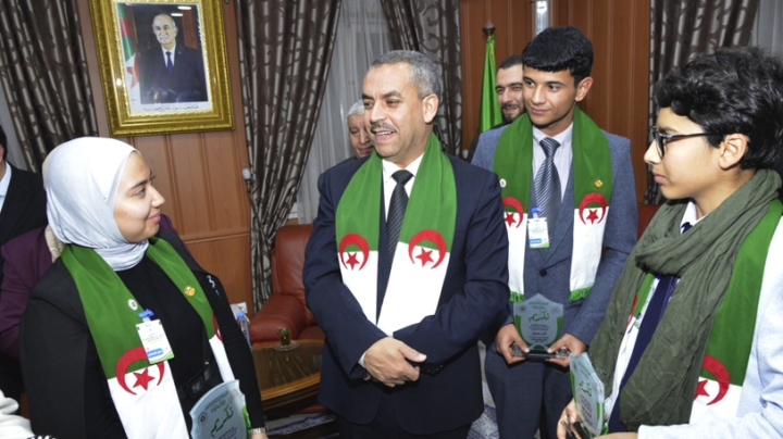 سعداوي يكرم رئيسة برلمان الطّفل ونوابها