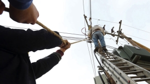 إصلاح 382 عطب وإعادة التيار الكهربائي بـ33 ولاية