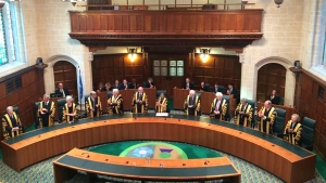المحكمة العليا البريطانية تعقد جلسات للبت في القضية
