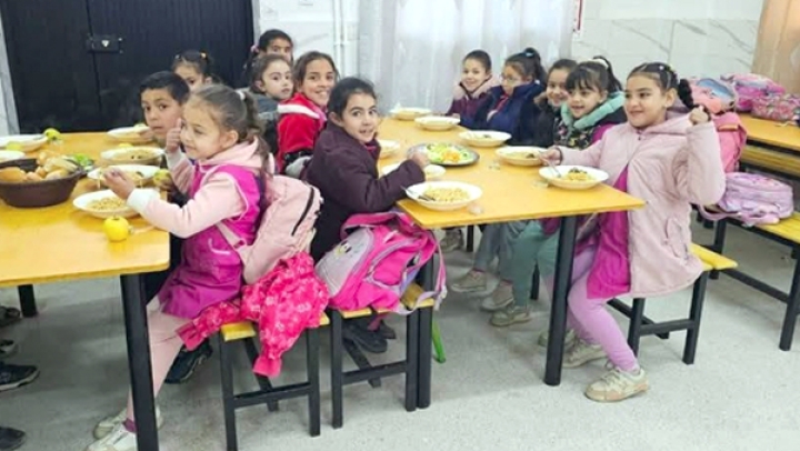 4 مطاعم جديدة وعقود طويلة لتأمين النقل والإطعام