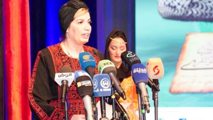 الشعر حامل لشعلة النضال