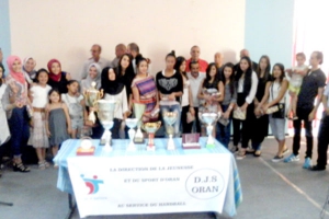 تكريم الأبطال المتألقين رياضيا ودراسيا