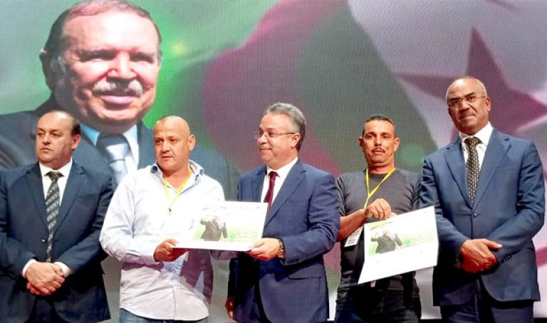 التأكيد على ترسيخ ثقافة السّلم وتعزيز التنمية والاستثمار
